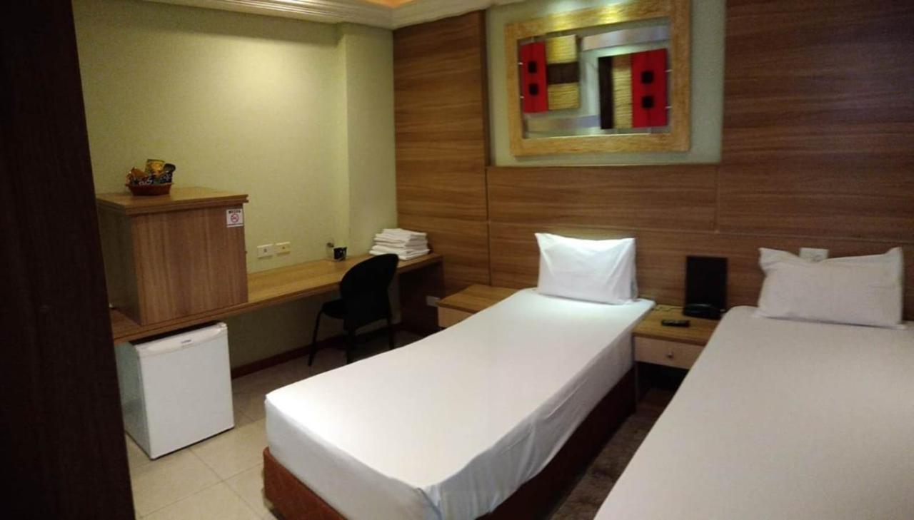 Hotel Luni Сао Паоло Екстериор снимка