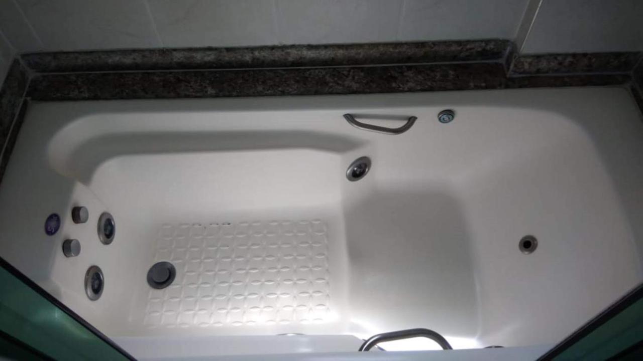 Hotel Luni Сао Паоло Екстериор снимка